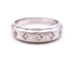 14k White Gold Contemporary Diamond Band