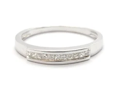 14k White Gold Princess Cut 0.33cttw Diamond Wedding Band