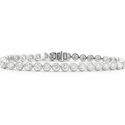 18 Karat White Gold Diamond Tennis Bracelet