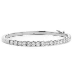 18 Karat White Gold Diamond Bangle Bracelet
