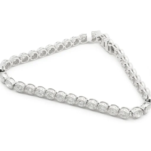 18 Karat White Gold Diamond Tennis Bracelet