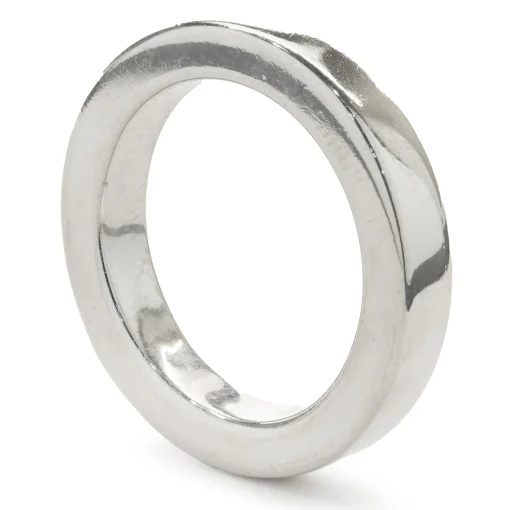 18 Karat White Gold 4MM Square Band