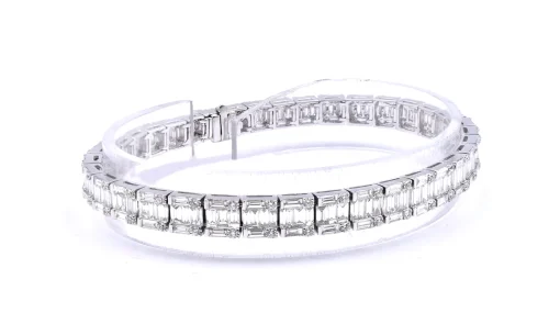 18 Karat White Gold Mosaic Set Diamond Tennis Bracelet