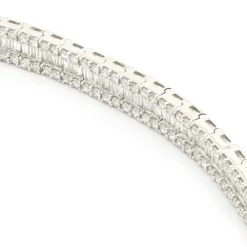 18 Karat White Gold Mosaic Set Diamond Inline Bracelet