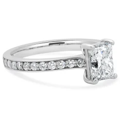 18 Karat White Gold Radiant Cut Diamond Engagement Ring