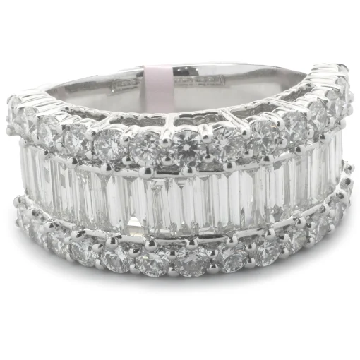 14 Karat White Gold Round and Baguette Diamond Ring