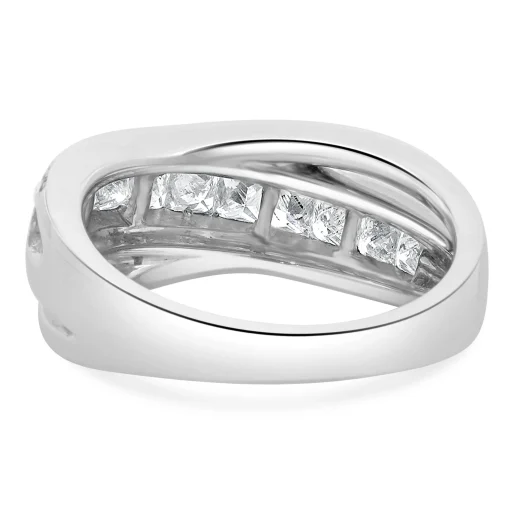 14 Karat White Gold Round and Princess Cut Diamond Crossover Ring