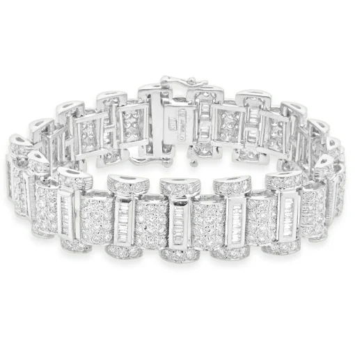 18 Karat White Gold Round Brilliant & Baguette Cut Diamond Link Bracelet