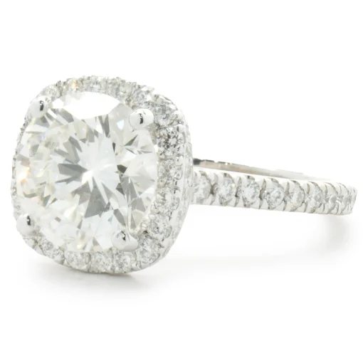 14 Karat White Gold Round Brilliant Cut Diamond Engagement Ring