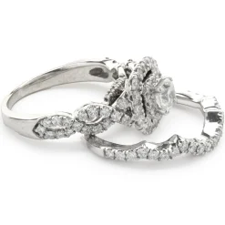 14 Karat White Gold Round Brilliant Diamond Wedding Set