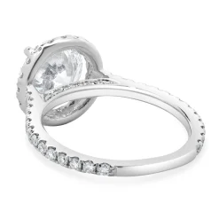 14 Karat White Gold Round brilliant Cut Diamond Engagement Ring