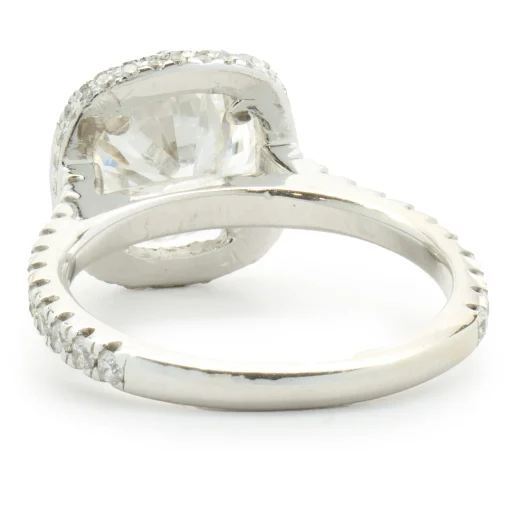 14 Karat White Gold Round Brilliant Cut Diamond Engagement Ring