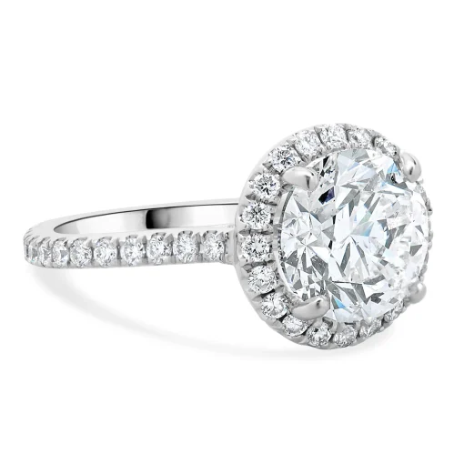 14 Karat White Gold Round brilliant Cut Diamond Engagement Ring