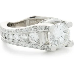 14 Karat White Gold Round Brilliant Cut Diamond Engagement Ring