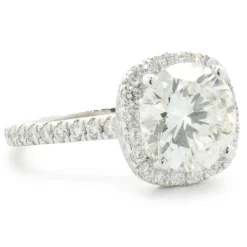 14 Karat White Gold Round Brilliant Cut Diamond Engagement Ring
