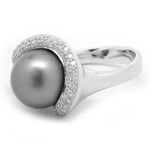 14 Karat White Gold Tahitian Pearl and Diamond Ring