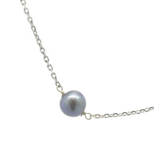 14 Karat White Gold Tahitian Pearl Station Necklace