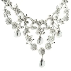 18 Karat White Gold Vintage Art Deco Rose Cut Diamond Collar Necklace