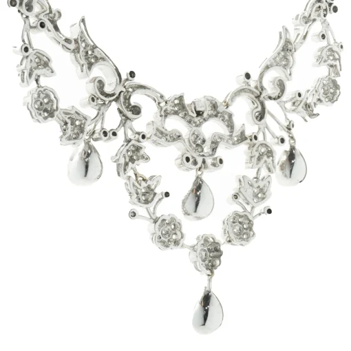 18 Karat White Gold Vintage Art Deco Rose Cut Diamond Collar Necklace