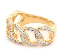 14 Karat Yellow Gold Diamond Circle Link Band