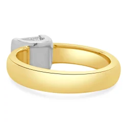 14 Karat Yellow Gold Princess Cut Diamond Engagement Ring