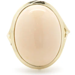 14 Karat Yellow Gold Vintage Angle Skin Coral Ring