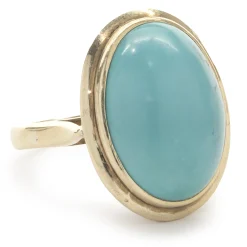 14 Karat Yellow Gold Vintage Turquoise Ring