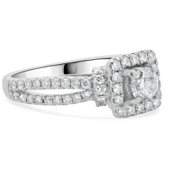 Vera Wang 14 Karat White Gold Round Brilliant Cut Diamond Engagement Ring